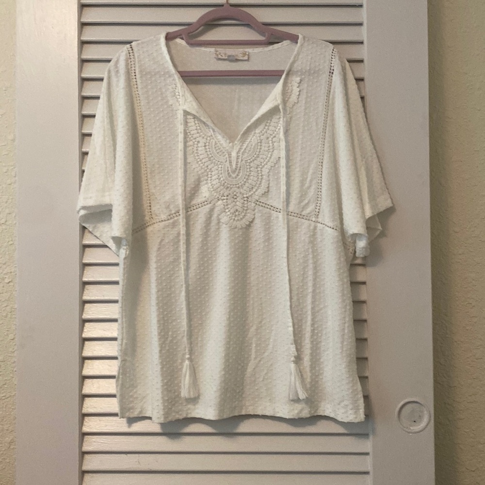 Suzanne Betro dotted white shirt